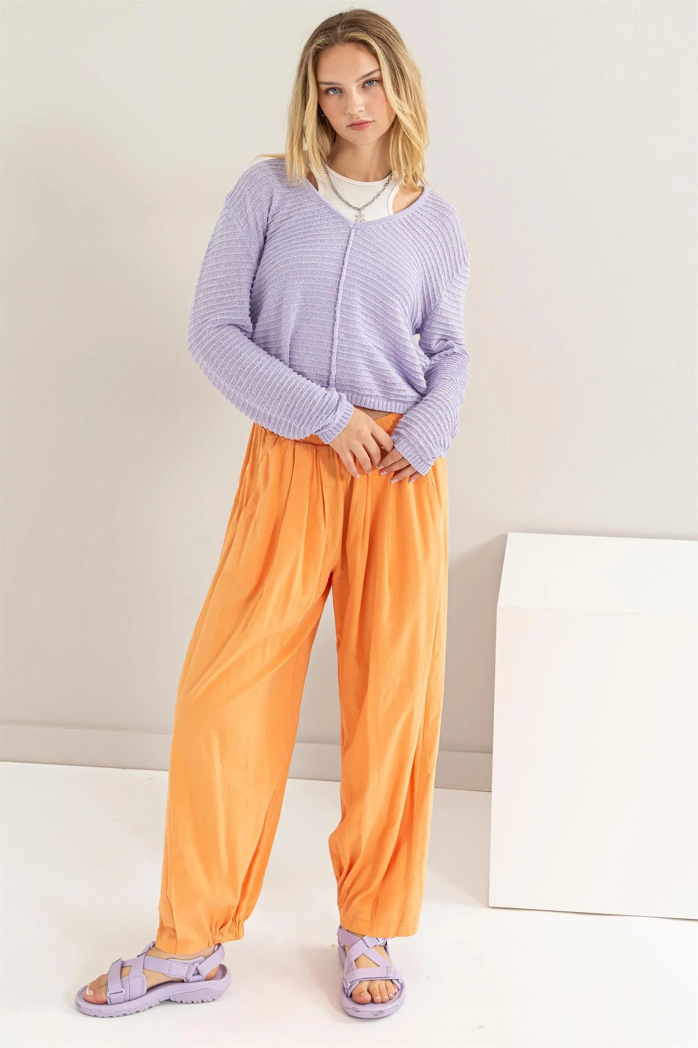 DZ24A559-V Neck Dropped Shoulder Sweater