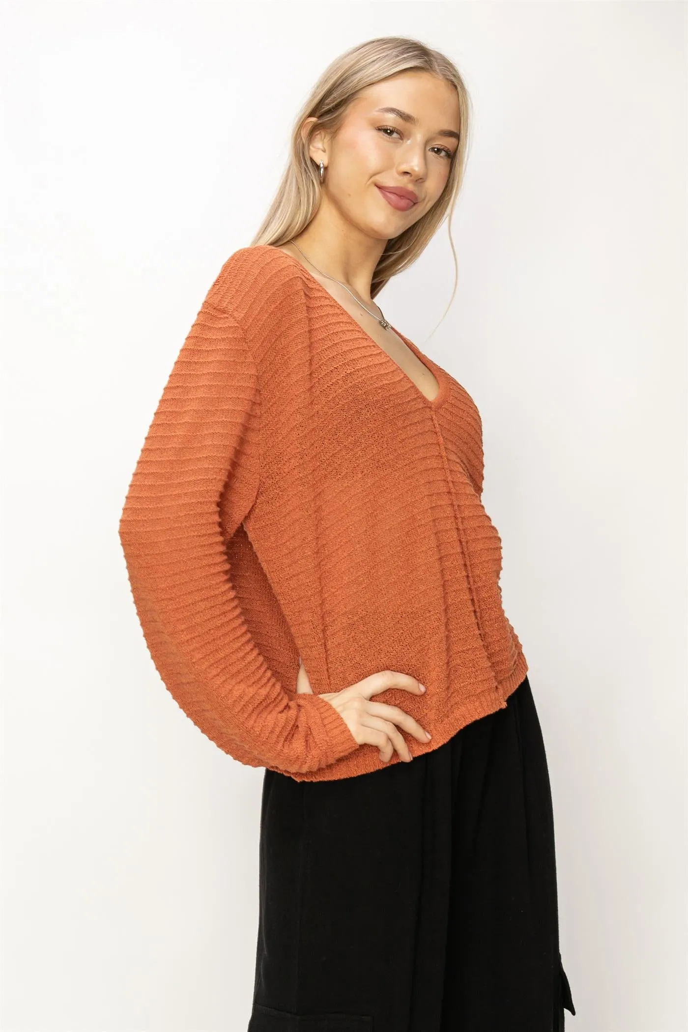 DZ24A559-V Neck Dropped Shoulder Sweater