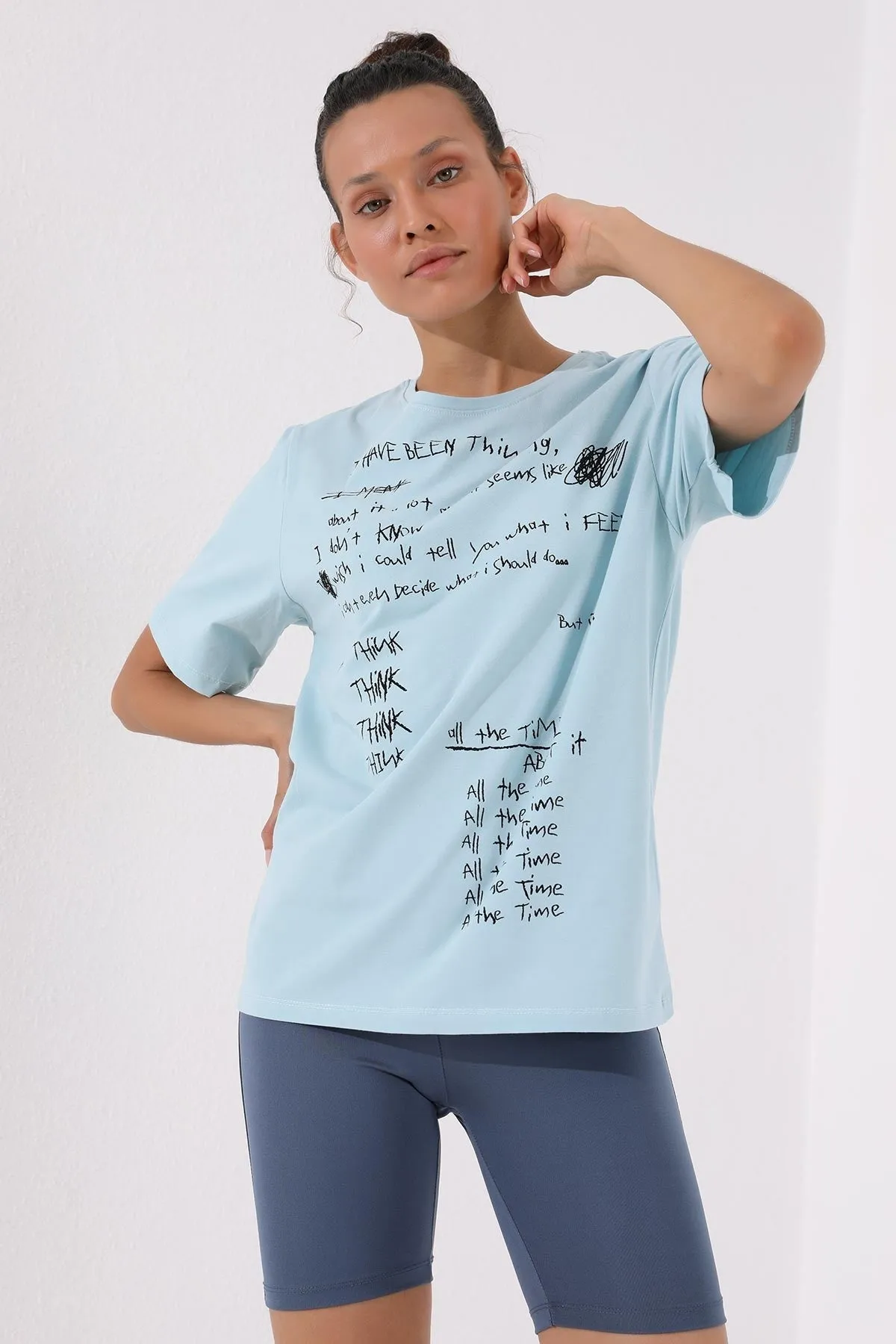 el yazisi baskili o yaka kadin oversize t-shirt - 97137