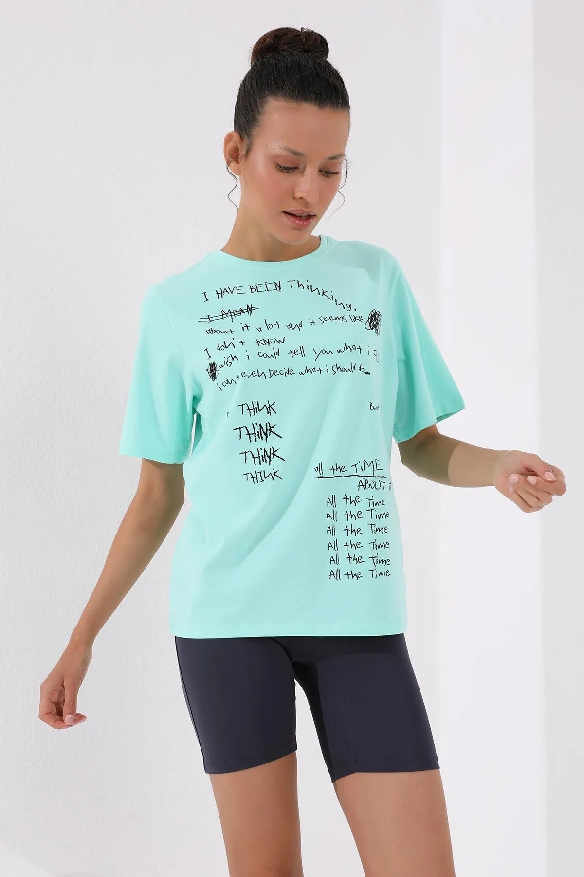 el yazisi baskili o yaka kadin oversize t-shirt - 97137