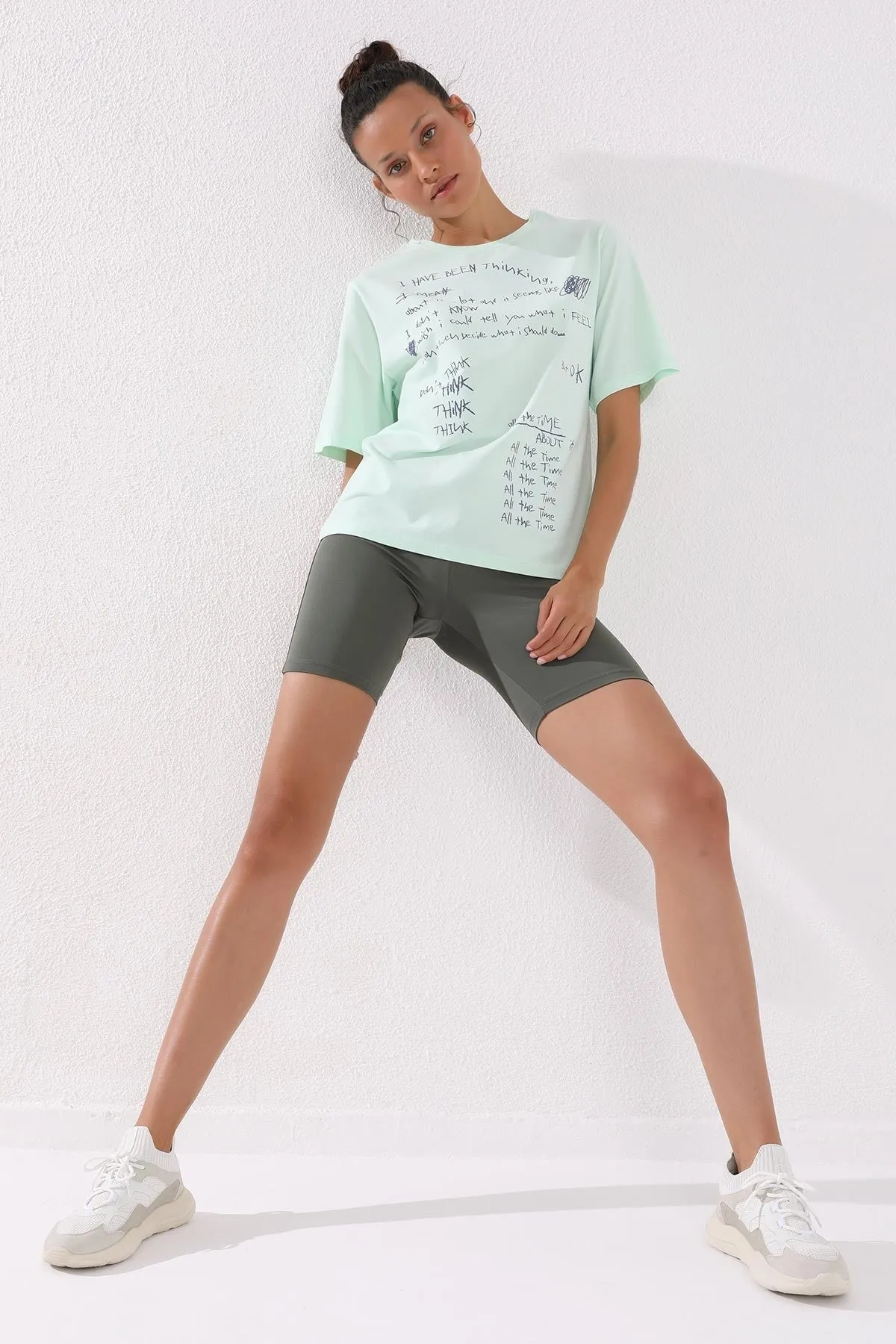 el yazisi baskili o yaka kadin oversize t-shirt - 97137