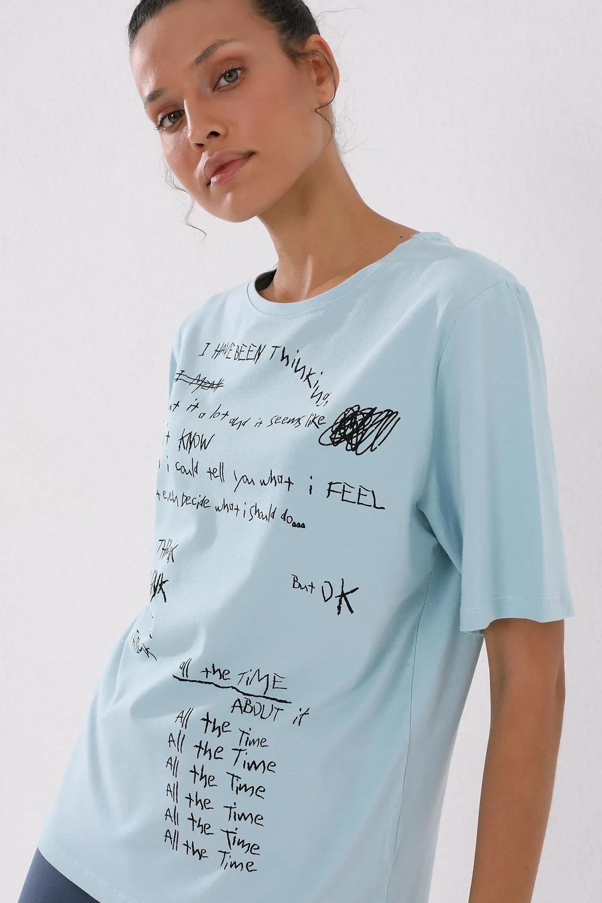 el yazisi baskili o yaka kadin oversize t-shirt - 97137