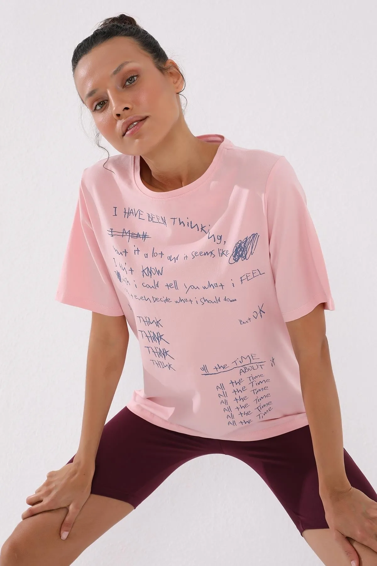 el yazisi baskili o yaka kadin oversize t-shirt - 97137