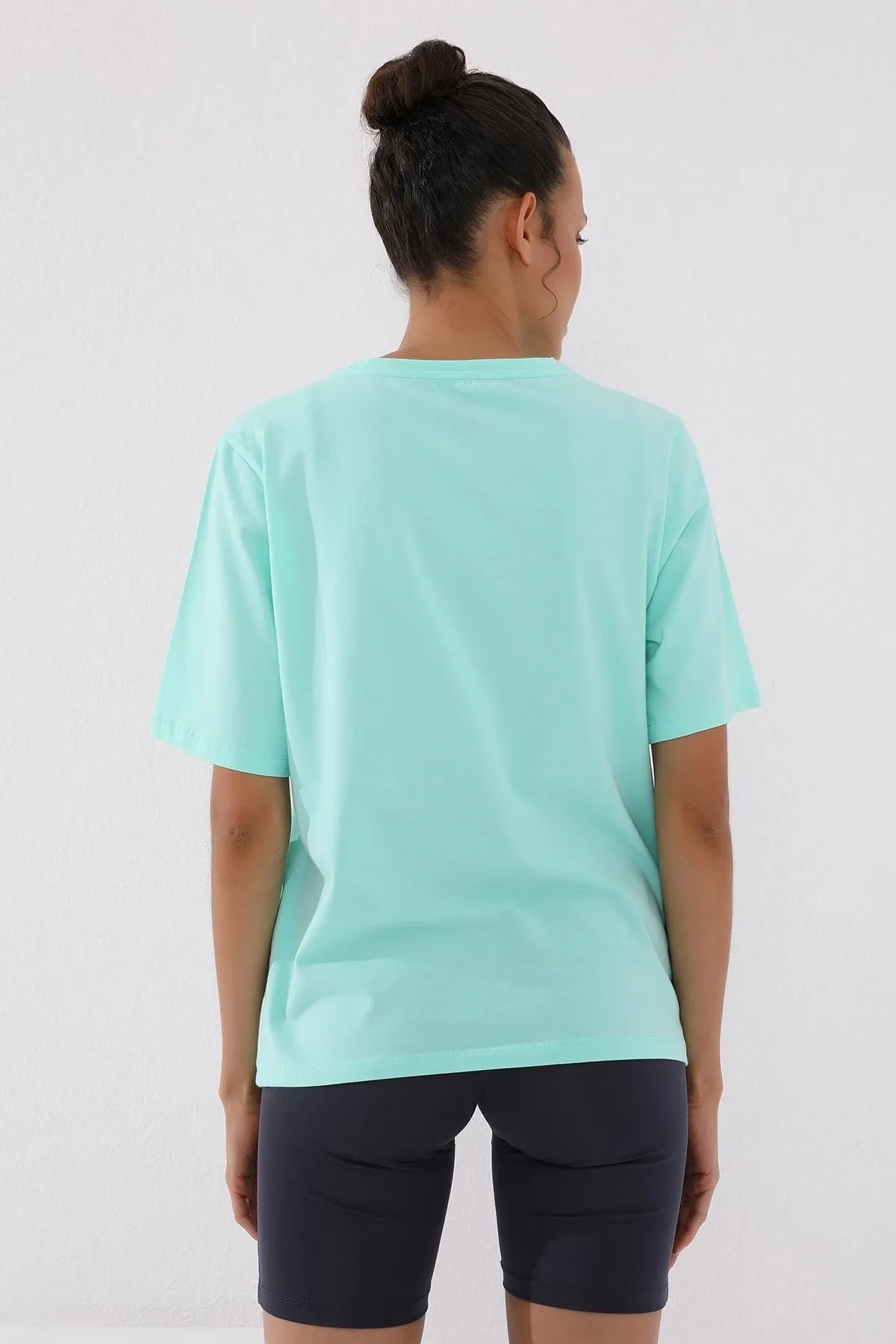 el yazisi baskili o yaka kadin oversize t-shirt - 97137