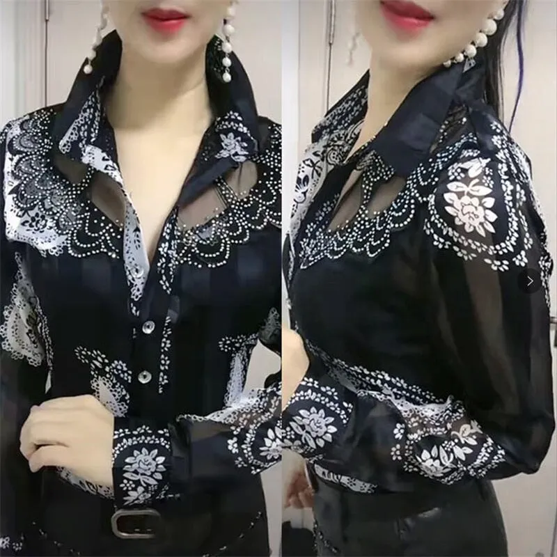 Long-sleeved Female Bottoming Shirts