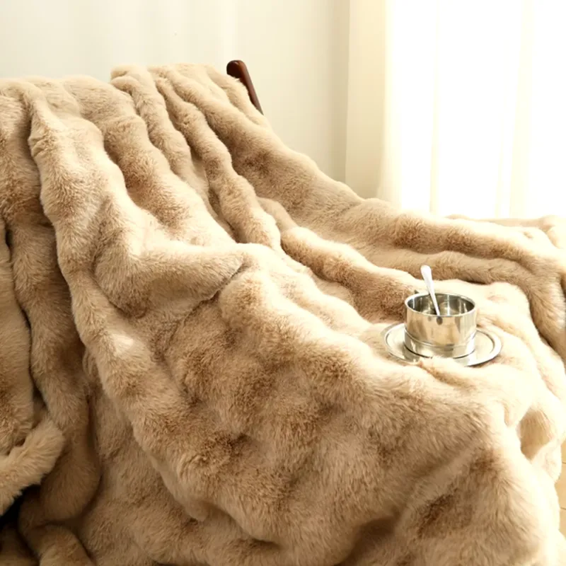 Manti Oversized Blanket