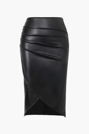 Plus Size Faux Leather Ruched Zipper Skirt – Black and Burgundy