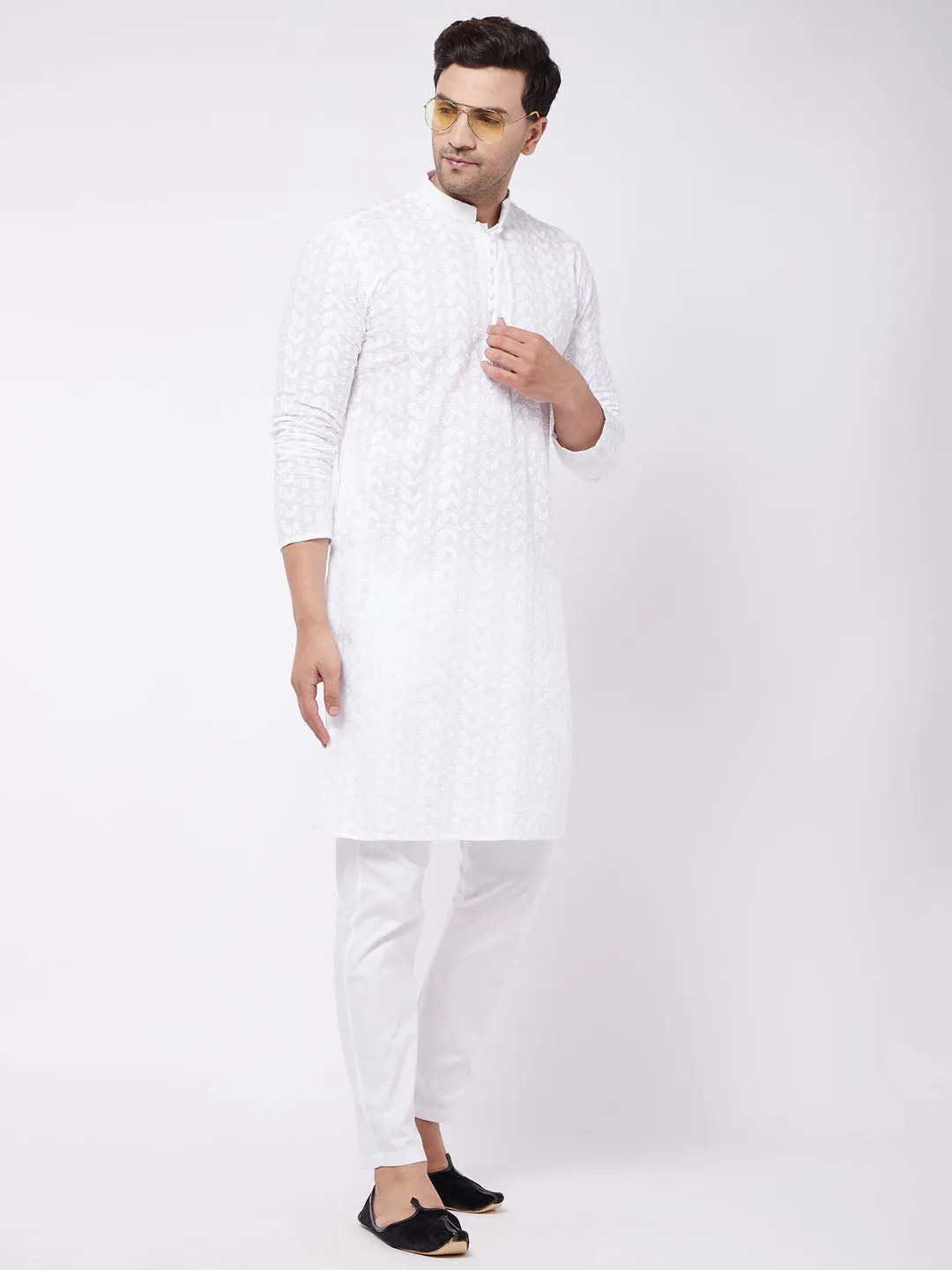 VASTRAMAY White Cotton Chikankari Kurta Set