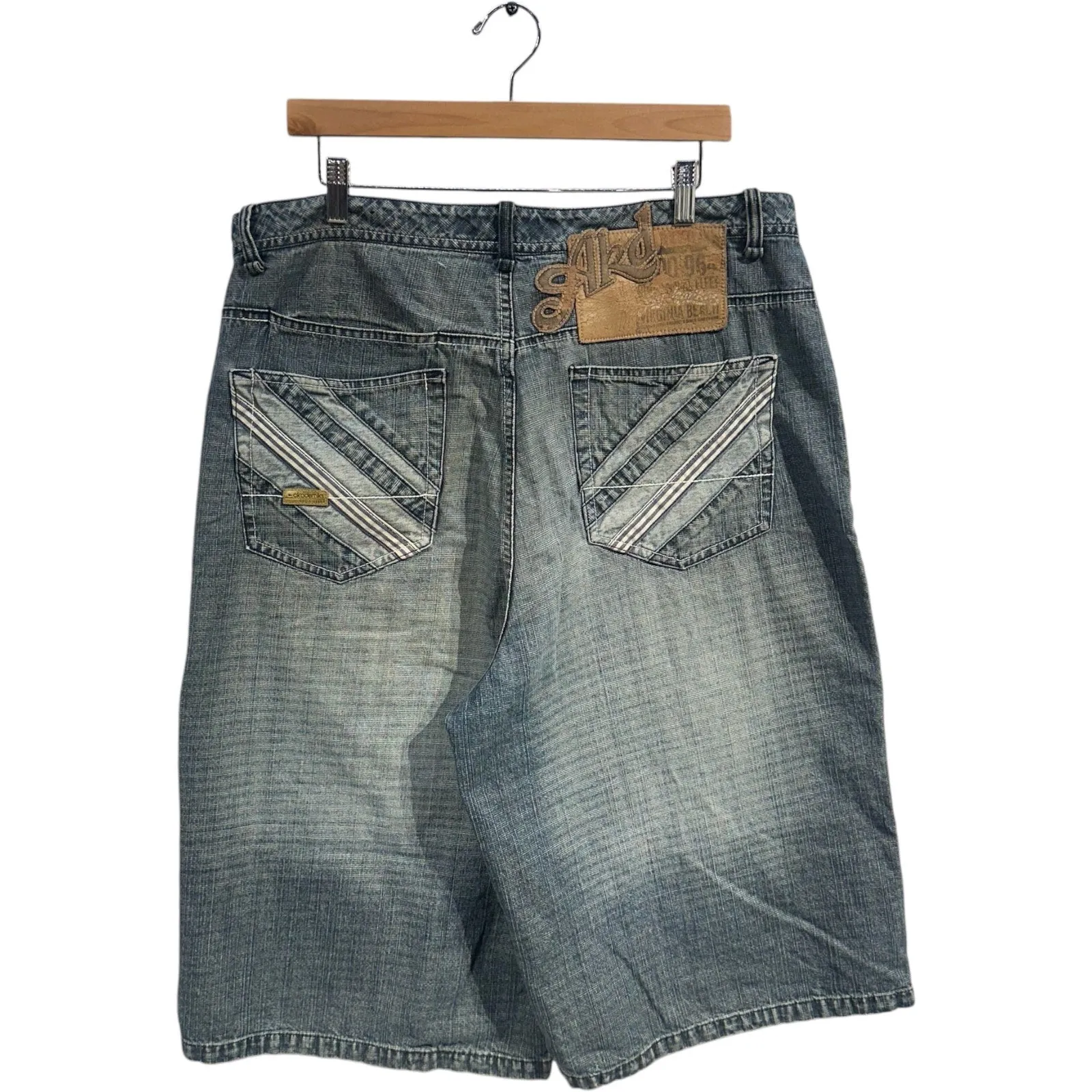 Vintage Akademiks Gray Wash Cargo Shorts 38 x 13
