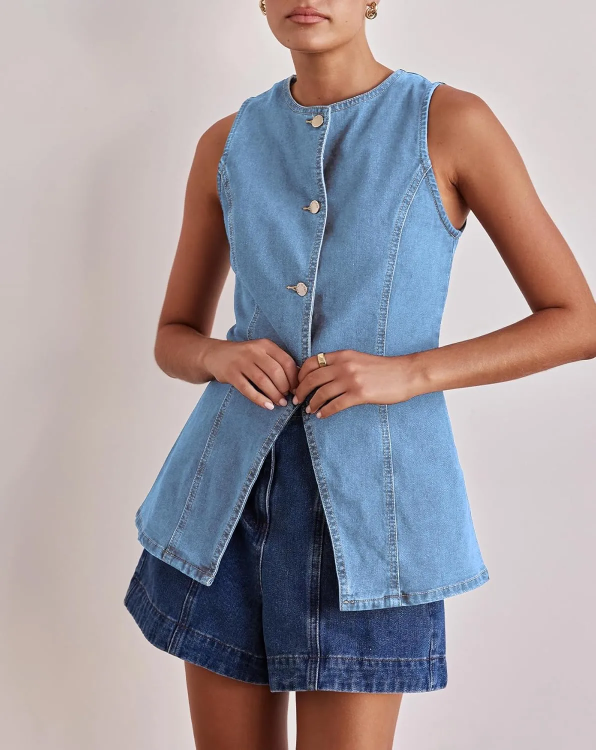 Womens Long Denim Vest Waistcoat Vest Sleeveless Button-Up Back Slit Jean Jacket Vest Y2k Clothes